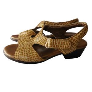 SAS Women's Size 6 M Sandals Tripad Comfort Suntimer Beige Gold‎ Slingback